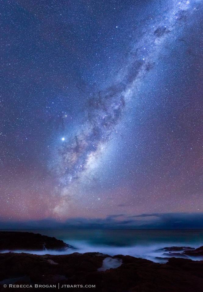 Milky Way over Friendly Beaches, Freycinet National Park, Tasmania, night photography landscape photo.